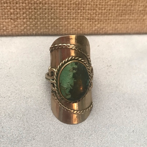 Jewelry - Vintage Ring Silver & Green Stone Adjustable Boho